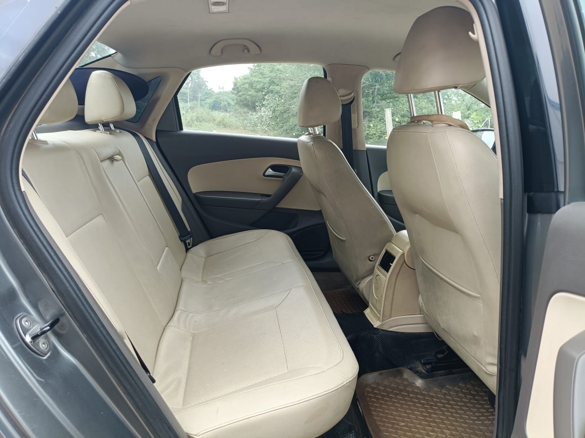 Volkswagen Vento(2015-2019) Highline Petrol